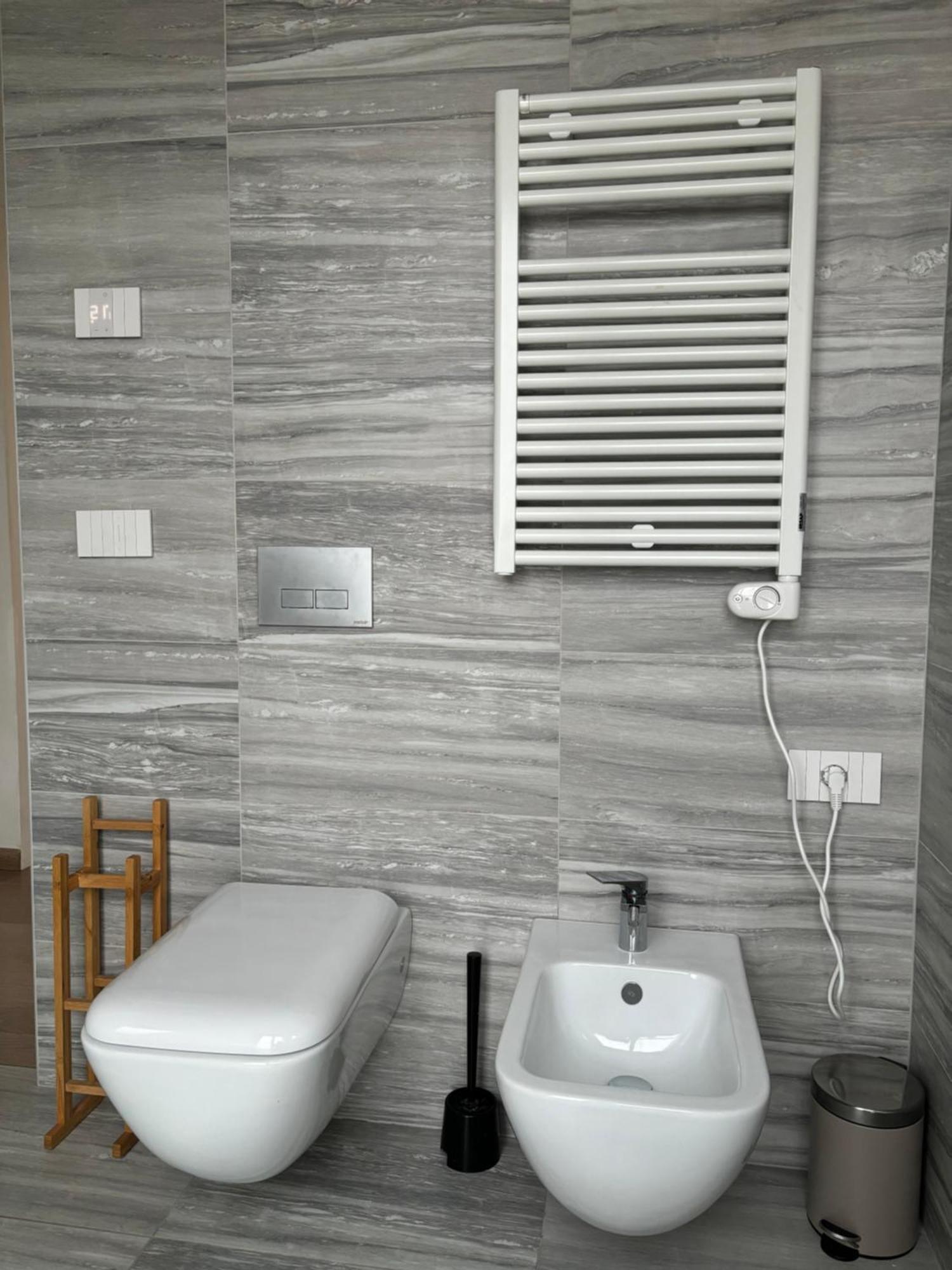Appartement Torre Skyview Gym Pool & Rooftop Milaan